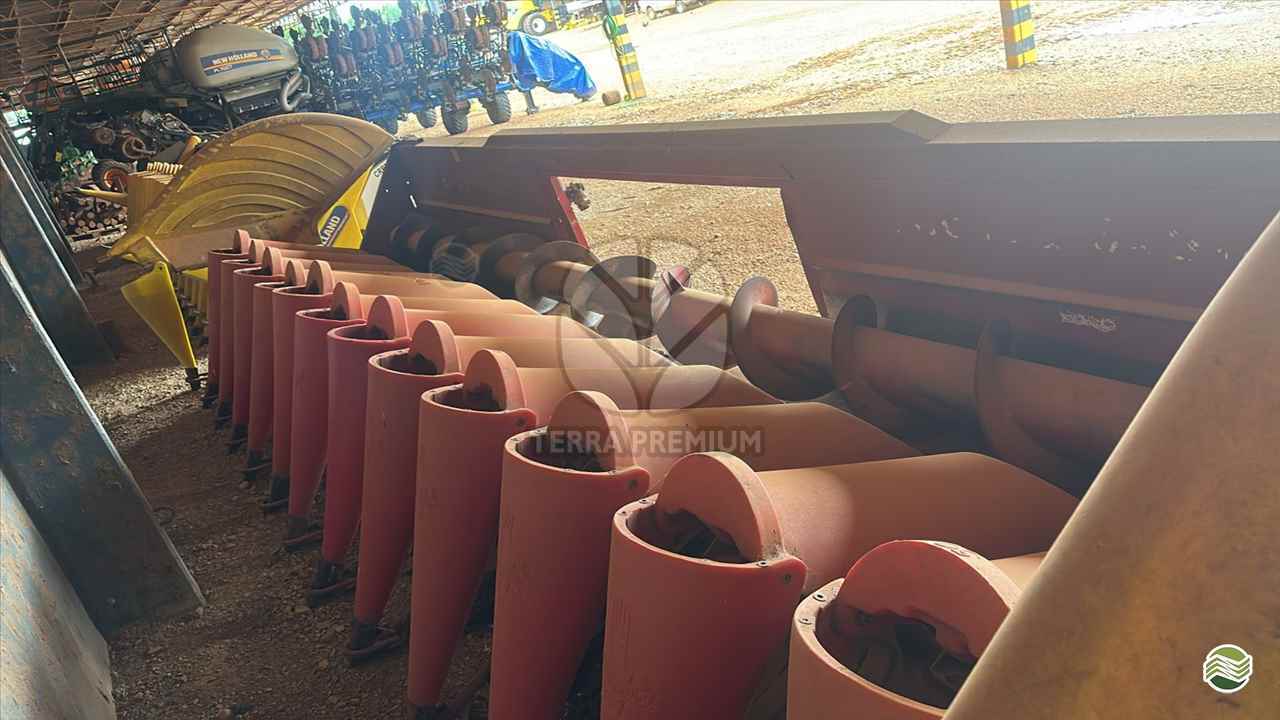 PLATAFORMA COLHEITADEIRA VENCE TUDO VENCE TUDO Terra Premium RONDONOPOLIS MATO GROSSO MT
